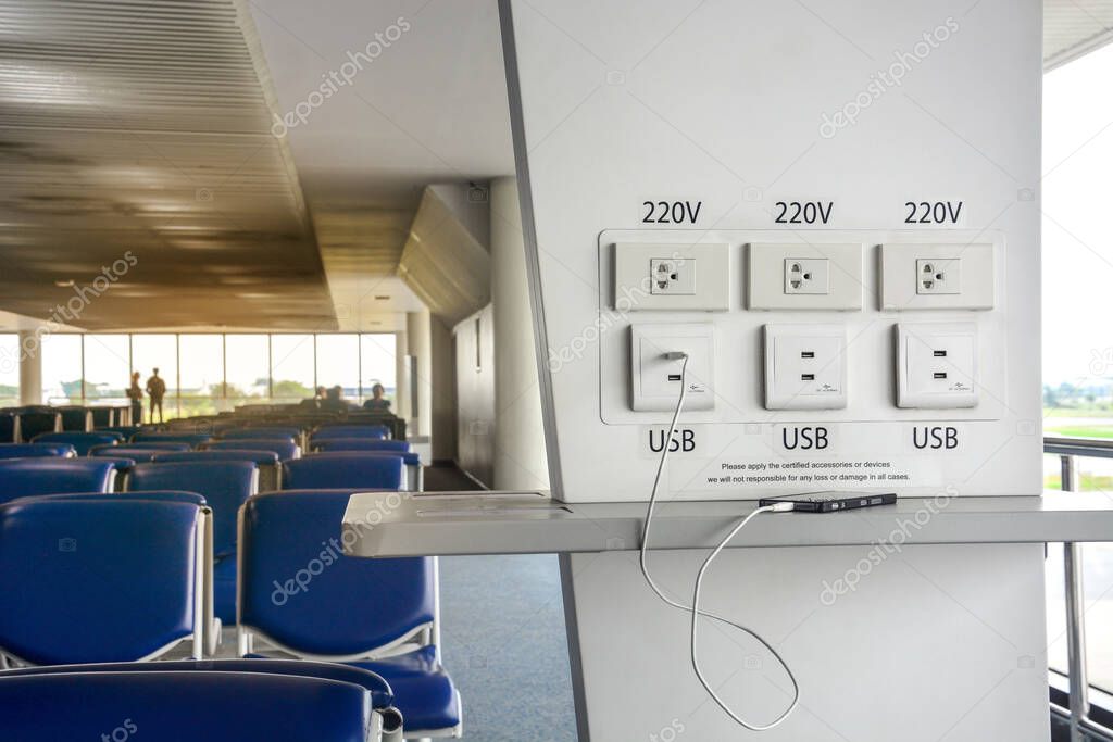 バス座席のUSB充電ポート